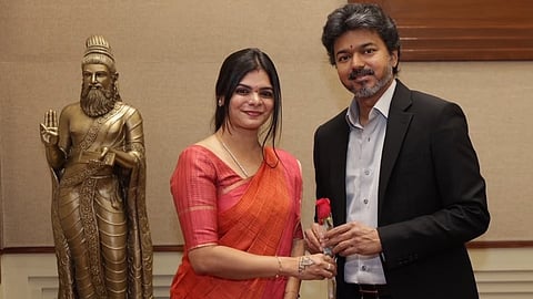 பெண்களின் கண்ணியத்தை காக்கும் முதலமைச்சர் விஜய்யின் உறுதியான நிலைப்பாட்டிற்கு MLA கனிமொழி சந்தோஷ் பாராட்டு! 