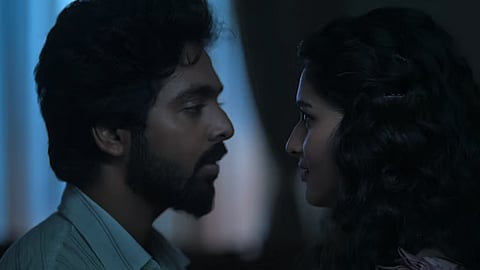 இம்மார்ட்டல் பட காட்சி