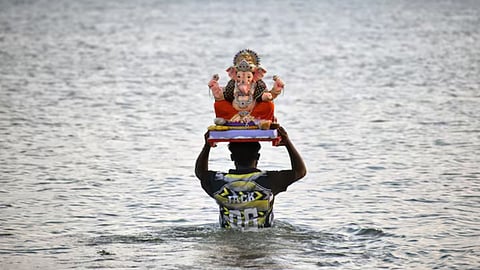 விநாயகர் சிலை கரைப்பு 