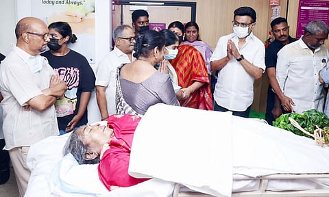 Sivaji Ganesan Daughter Shanthi Death - MK Stalin