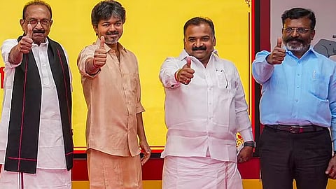 த.வெ.க. நட்சத்திர பேச்சாளர்கள் பட்டியலில் வைகோ, திருமாவளவன் பெயர்கள் இடம் பெற்றிருப்பது சட்ட விரோதம்- அ.தி.மு.க. எம்.பி. வலைதளப்பதிவு