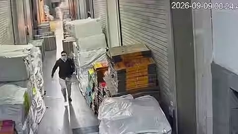 Surat textile Fire 
