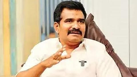 அமைச்சர் நிர்மல்குமார் 