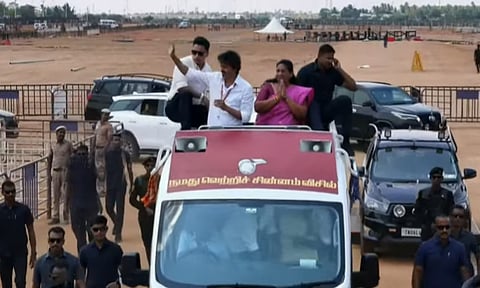 TN CM Vijay
