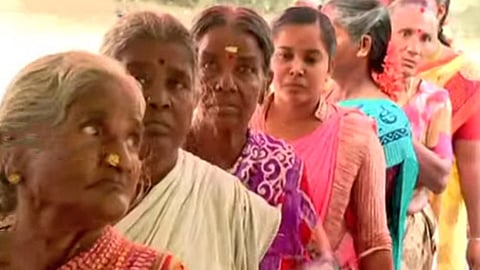 வாக்காளர்கள்