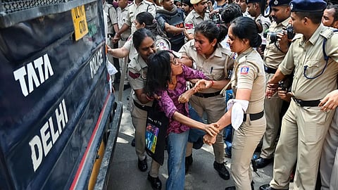 Delhi Protest - 600 detained