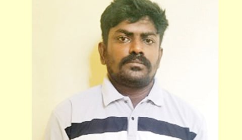 போலி கடிதம் தயாரித்து வி.ஐ.பி. பதிவெண் பெற முயன்ற வாலிபர் கைது