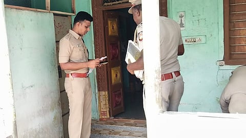 வீட்டில் தூங்கி கொண்டிருந்த சிறுமி மாயம்- போலீசார் விசாரணை  
