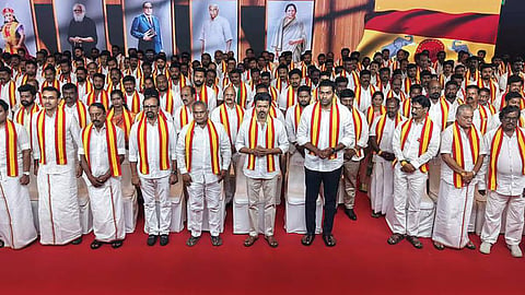 ‘எஸ்.ஐ.ஆர்.க்கு எதிரான அனைத்துக் கட்சி கூட்டத்தில் பங்கேற்காமல் பதுங்கிகொண்ட ஓநாய்கள் எல்லாம் இன்று ஓலமிடுகின்றன’ - ரகுபதி விமர்சனம்!