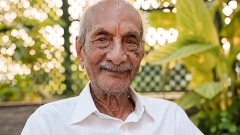 நாடாளுமன்ற செங்கோலை வடிவமைத்த உம்மிடி எத்திராஜ் காலமானார் - பிரதமர் மோடி இரங்கல்!