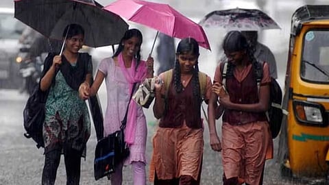 TN Rain, பள்ளிகளுக்கு விடுமுறை 