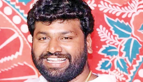 கொலை செய்யப்பட்ட டேவிட்