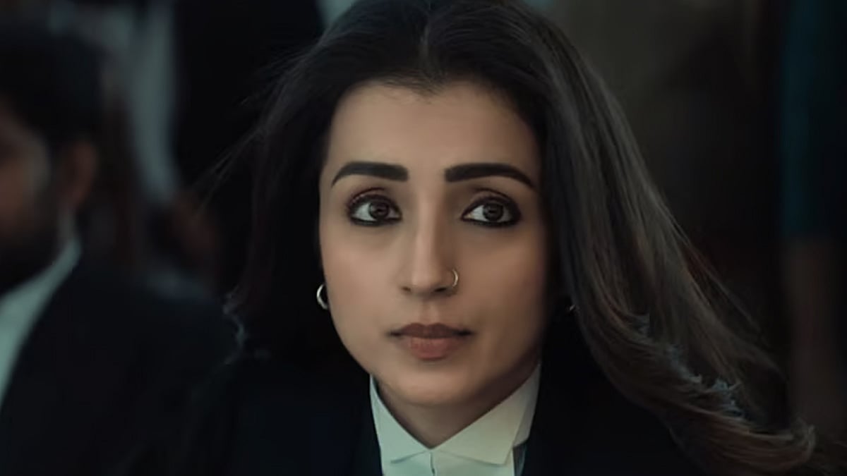 கருப்பு படத்தில் ப்ரீத்தி என்ற கதாபாத்திரத்தில் நடிக்கும் நடிகை திரிஷா ...