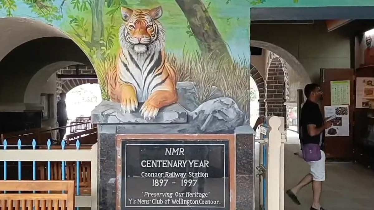 கண்கவர் ஓவியங்களுடன் புதுப்பிக்கப்பட்ட குன்னூர் ரெயில் நிலையம் - பிரதமர் மோடி இன்று திறந்து வைக்கிறார்