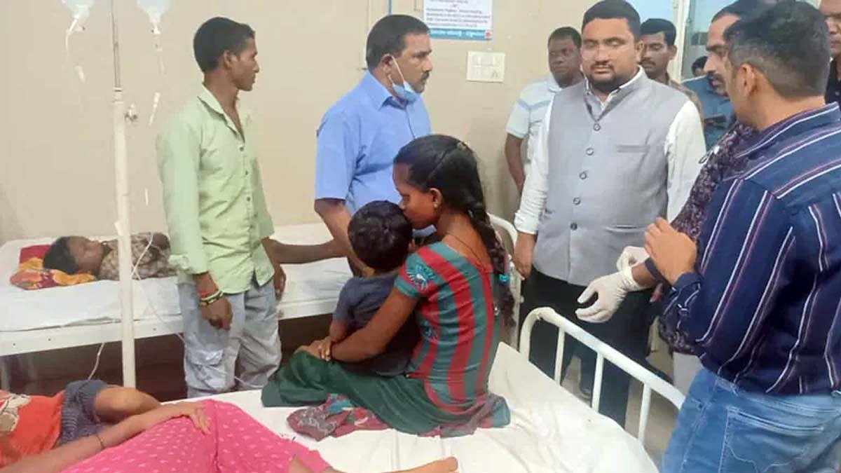 ஆந்திராவில் மலேரியா எதிர்ப்பு மாத்திரை உட்கொண்ட 2-ம் வகுப்பு சிறுமி உயிரிழப்பு: 50 பேருக்கு சிகிச்சை