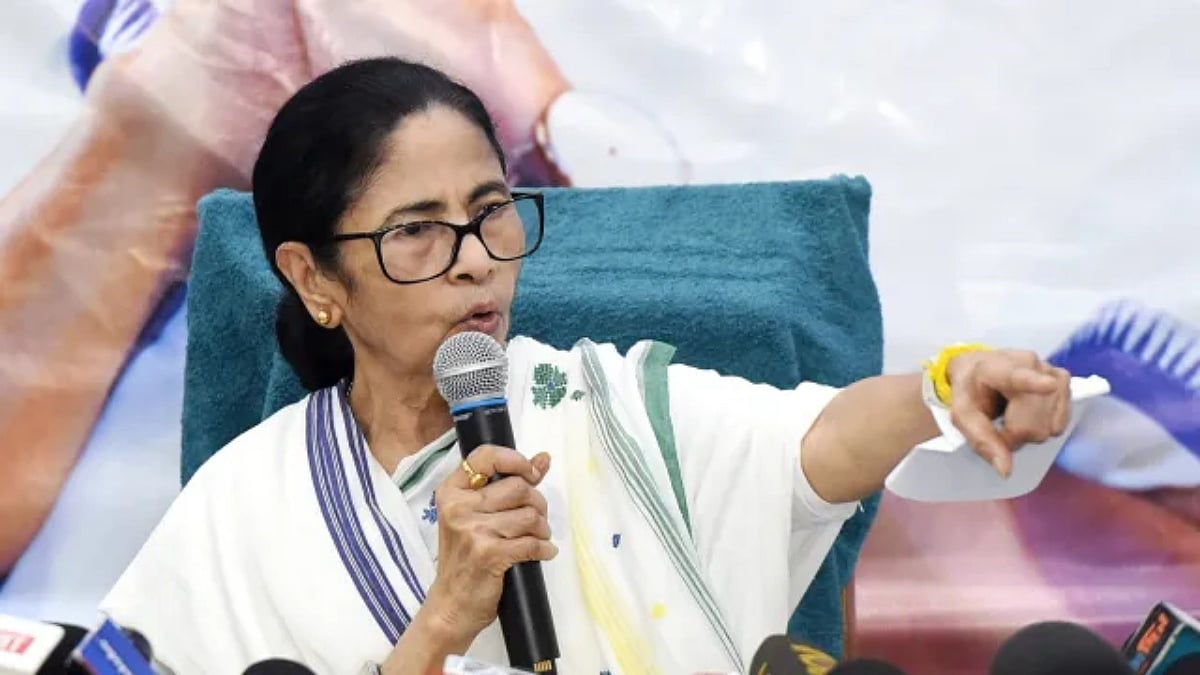 தலைமைத் தேர்தல் ஆணையர் ஞானேஷ் குமாரை நீக்க வேண்டும்: மம்தா பானர்ஜி வலியுறுத்தல்