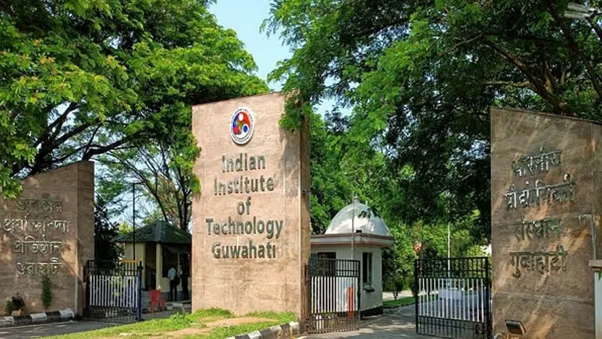 கேம்பஸ் இன்டர்வியூ: வேலைவாய்ப்புகளை வழங்க தவறிய 22 நிறுவனங்களுக்கு ஐ.ஐ.டி. தடை