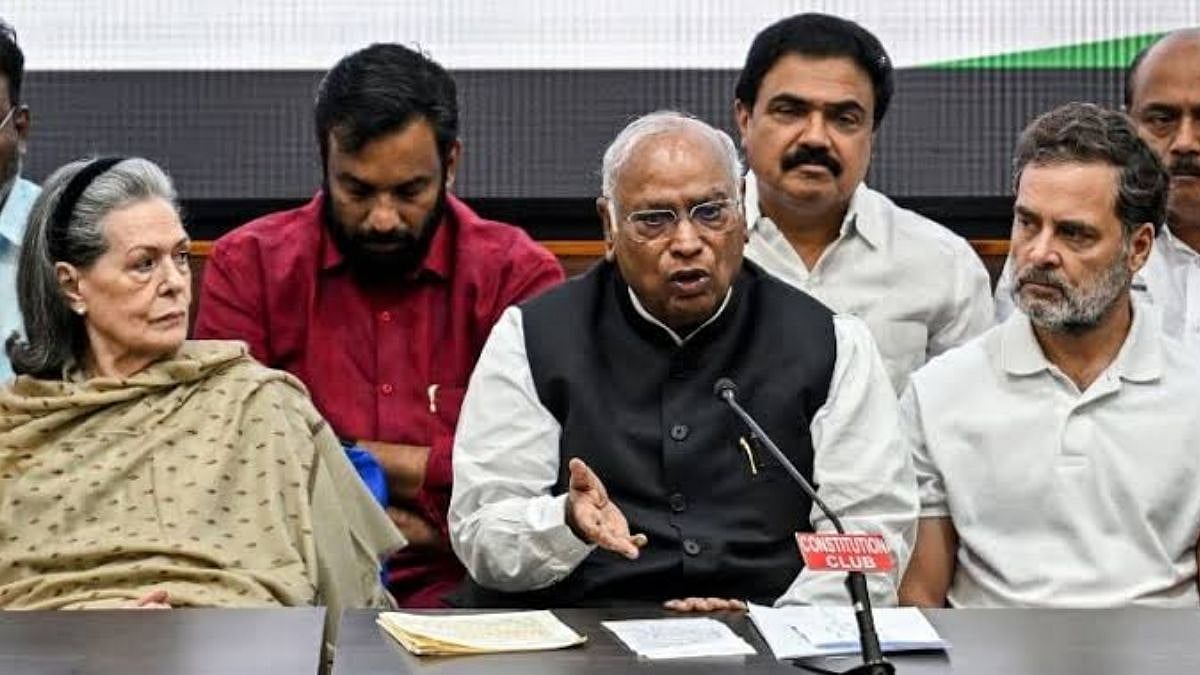 "ஜனநாயகத்தை காப்போம்.." SIR, தேர்தல் முறைகேடுகளுக்கு எதிராக தொடர் போராட்டம் அறிவித்த இந்தியா கூட்டணி