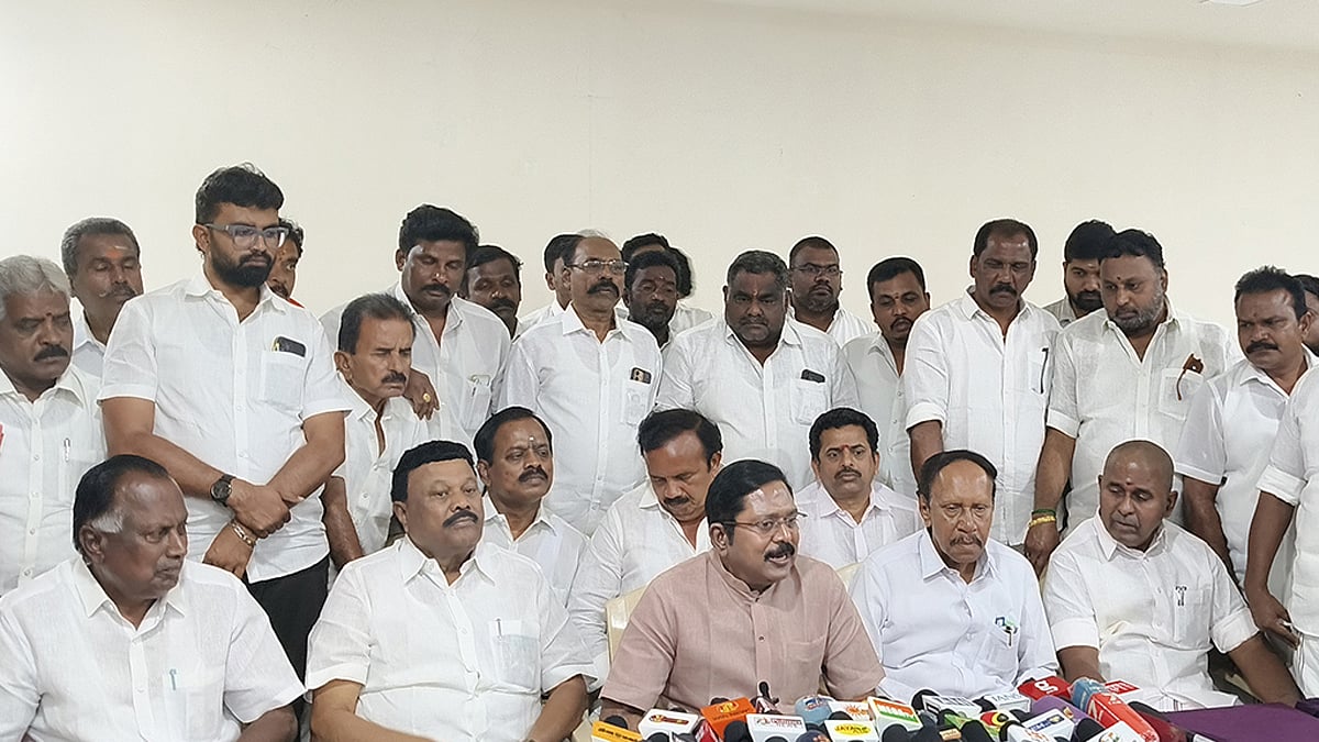 விஜய் ஆட்சியை த.வெ.க. எம்.எல்.ஏ.க்களே கவிழ்த்து விடுவார்கள்- தினகரன்
