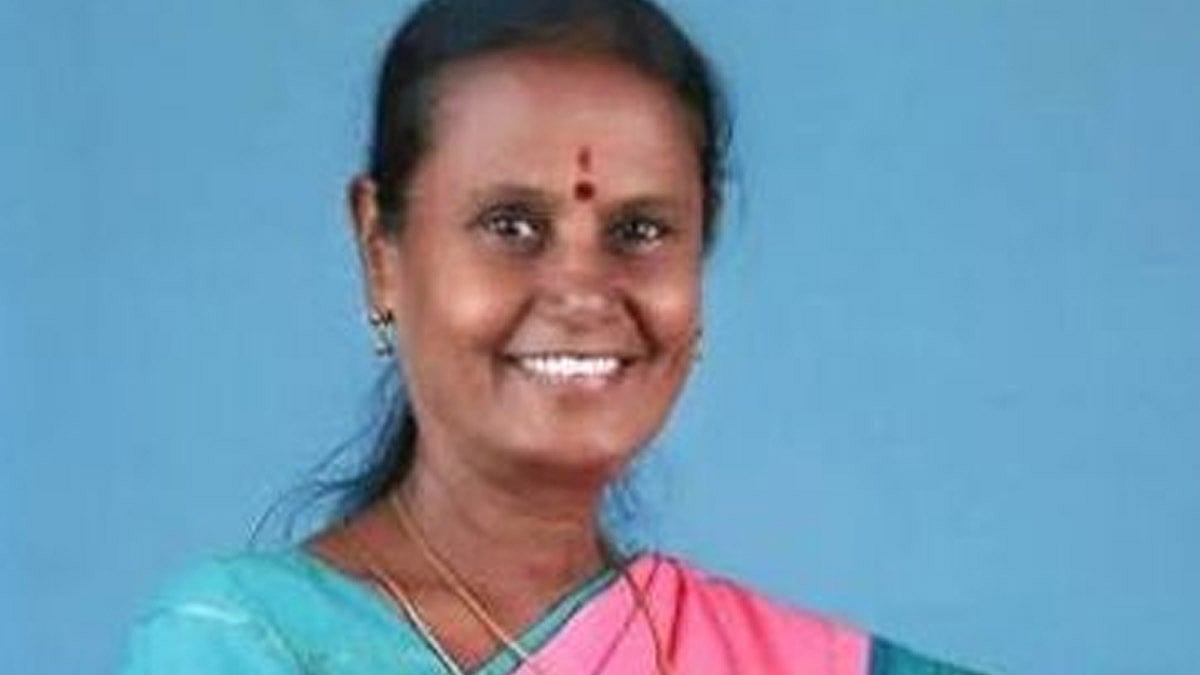 தாராபுரம் இடைத்தேர்தல் முடிவு: அ.தி.மு.க. முன்னிலை