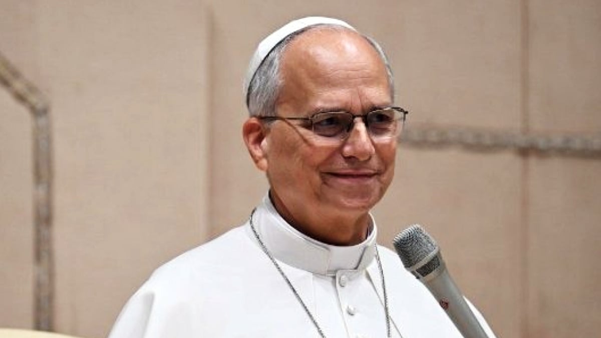 ரோமின் ஜெமெல்லி மருத்துவமனையில் போப் லியோ XIV-க்கு நுரையீரல் அறுவை சிகிச்சை