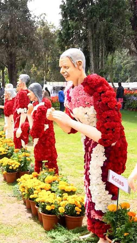 ஊட்டி மலர் கண்காட்சியை மு.க.ஸ்டாலின் தொடங்கி வைத்தார்
