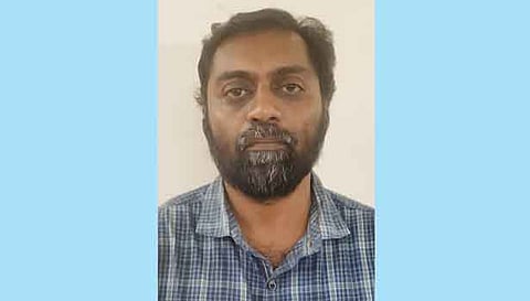 கைதான வினோத் 
