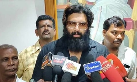 ஓ.பன்னீர்செல்வத்துக்கே ஆதரவு...  பதவி போனாலும் கவலையில்லை: எம்ஜிஆரின் பேரன் ராமச்சந்திரன் பேட்டி