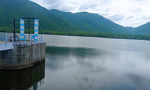 வரட்டுபள்ளம் அணையை சுற்றி பார்க்க அனுமதிக்க வேண்டும்