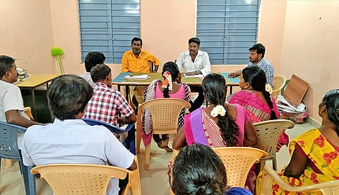 கூட்டம் நடைபெற்ற போது எடுத்தபடம். 