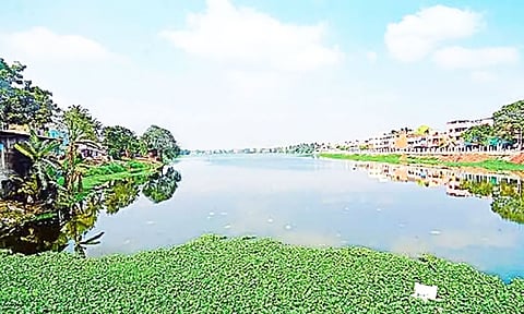 நீர்நிலை ஆக்கிரமிப்புகளை அகற்ற அதிகாரிகள் விரைந்து நடவடிக்கை எடுக்க வேண்டும்