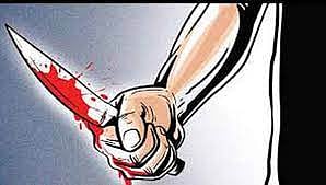 சூலூர் அருகே 2 திருநங்கைகளுக்கு கத்திக்குத்து