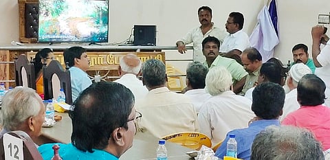 கருத்து கேட்பு கூட்டம் நடந்தது.
