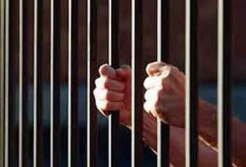 கோத்தகிரியில் மது விற்றவர் கைது