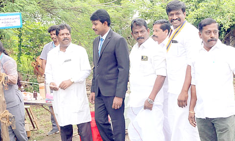 கால்நடை மருத்துவ சிகிச்சை முகாம் நடந்தது.