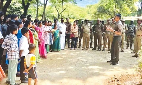 &nbsp;வன விலங்குகள் பாதுகாப்பு குறித்த விழிப்புணர்வு நடைபெற்ற காட்சி.