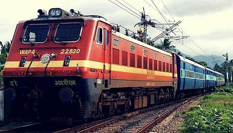 கோவை வழியாக சிறப்பு ரெயில் இயக்கம்