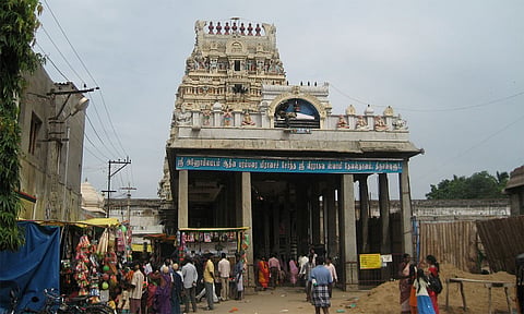 புரட்டாசி கடைசி சனிக்கிழமை: திருவள்ளூர் வீரராகவர் கோவிலில் பக்தர்கள் அதிக அளவில் குவிந்தனர்