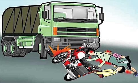 விபத்தில் காவலாளி சாவு