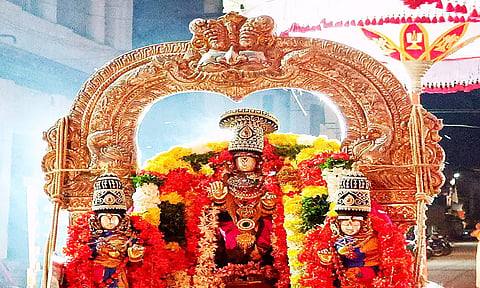 சோளிங்கர் லட்சுமி நரசிம்மர் கோவிலில் பக்தோசித பெருமாளுக்கு சிறப்பு பூஜை