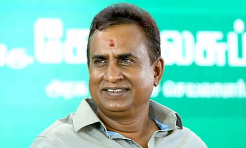 முன்னாள் அமைச்சர் வேலுமணி மனு மீது இன்று தீர்ப்பு: ஐகோர்ட்டு அறிவிப்பு