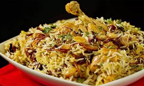 இந்த ஆண்டில் அதிகம் ஆர்டர் செய்யப்பட்ட உணவு பிரியாணி.. 7வது ஆண்டாக குறையாத மவுசு: ஸ்விகி வெளியிட்ட தகவல்