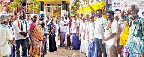 காங்கிரஸ் கட்சி கொடியேற்று விழா