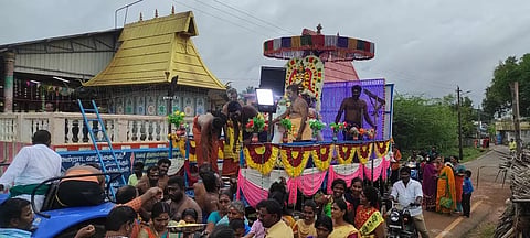 ஆலங்குடியில் அய்யப்ப சுவாமி வீதியுலா