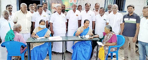 இலவச கண் பரிசோதனை முகாம்