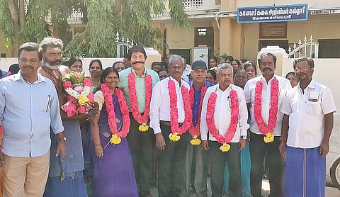 முன்னாள் மாணவர்கள் சந்திப்பு நிகழ்ச்சி