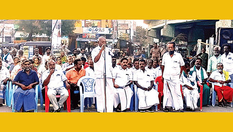 பட்டா கேட்டு பொதுமக்கள் ஆர்ப்பாட்டம்