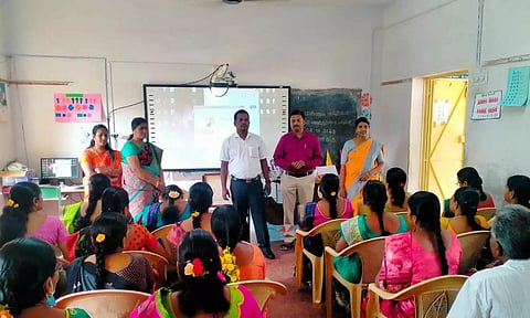 ஆசிரியர்களுக்கு  எண்ணும் எழுத்தும் பயிற்சி