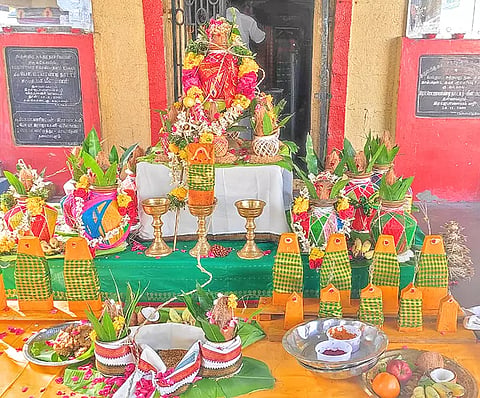 மூலவர் மற்றும் பரிவார தெய்வங்களுக்கு பாலாலயம் வழிபாடு செய்யப்பட்டது.&nbsp;