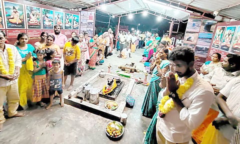 பவுர்ணமி யாகம் நடந்தது.